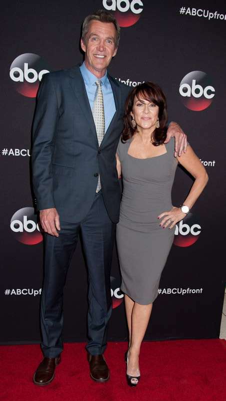 neil flynn height